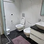 Lägenhet Exclusive Tirana