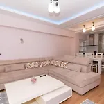 Lägenhet Exclusive Tirana