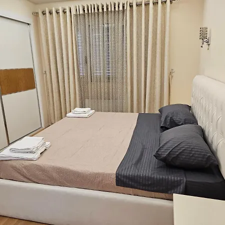 Apartment Exclusive