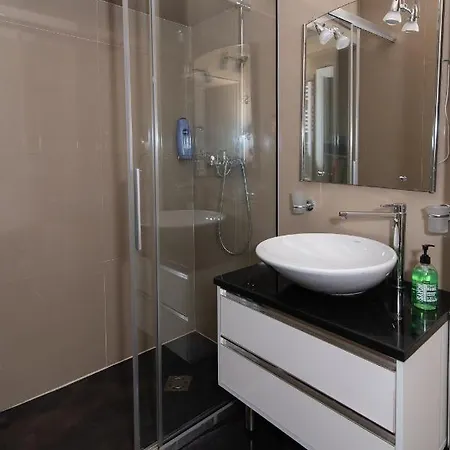 Exclusive Apartment *