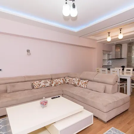 Lejlighed Exclusive Tirana